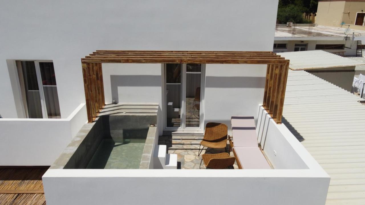 Aellia Hotel & Suites Leros Lakkíon Exterior foto